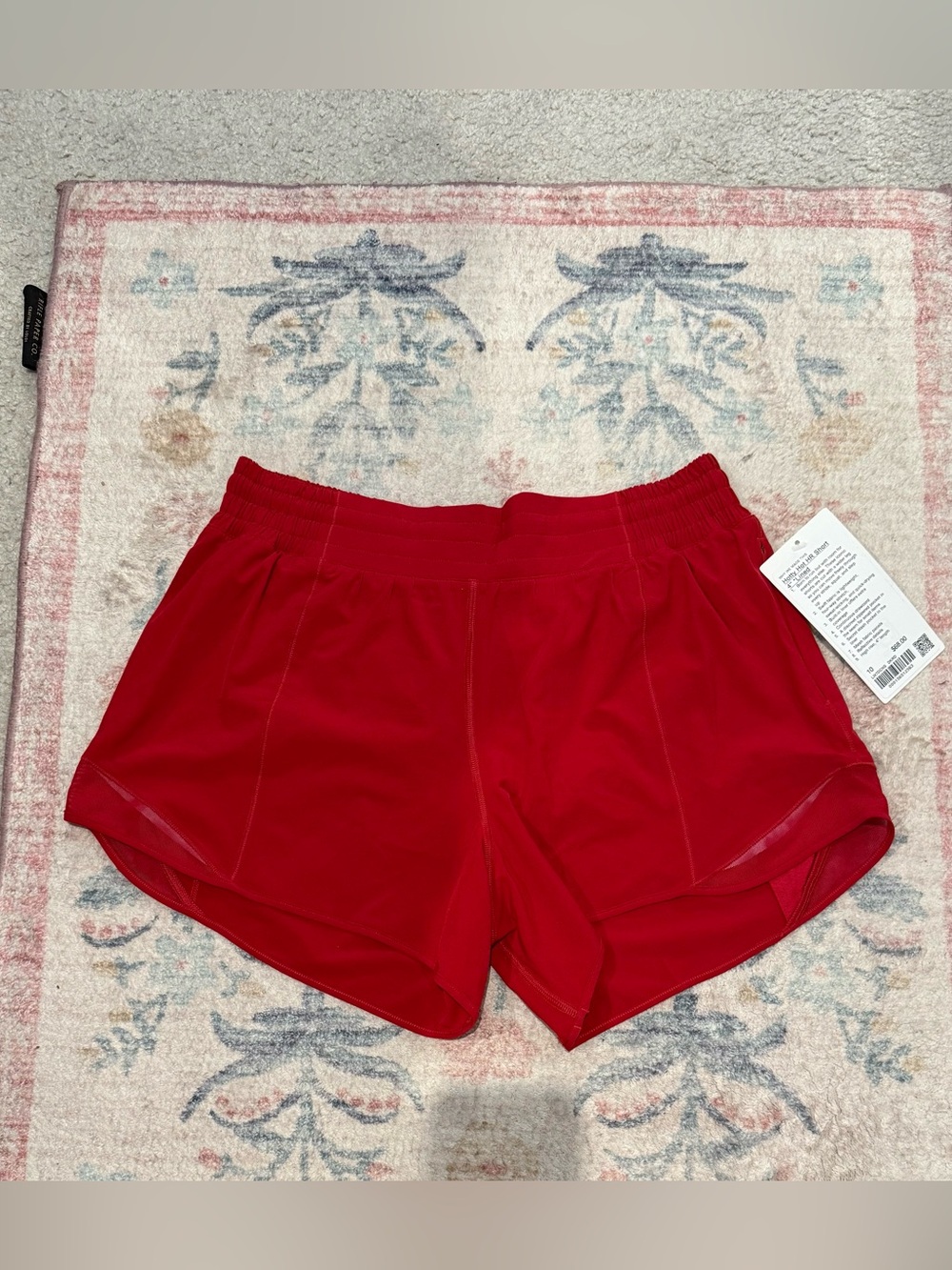 NWT Lululemon Hotty Hot 4” High Rise shorts in dark red